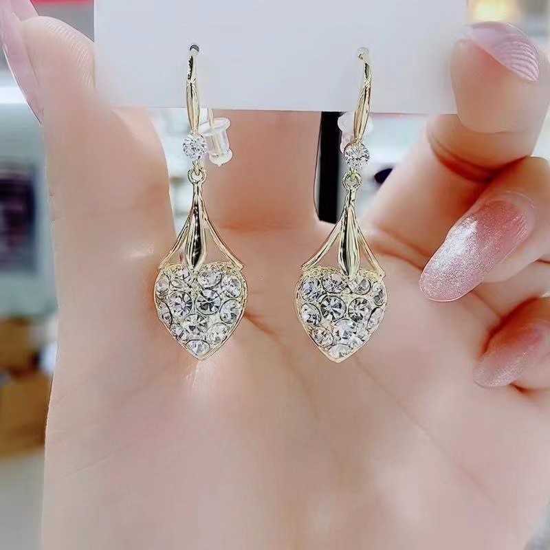 Charm 2022 New Korean Fresh Lovely Heart Drop Earrings Fashion Long Senior Temperament Trendy Women Dangle Earrings Jewelry G230225