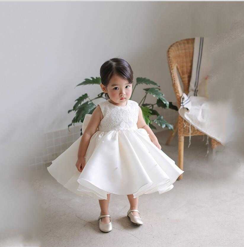 Girl's Dresses New Lace Baby Girls Clothes Birthday Dresses Bow Tutu Kids Formal Party Wear Baptism Christening Dresses for Infant Princess W0224