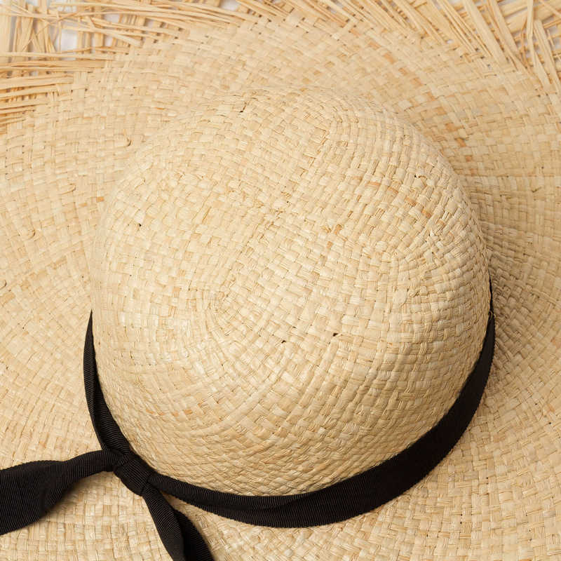 Chapeaux à large bord à la mode Floppy Raphia Chapeaux Femmes avec ruban Protection solaire Chapeau de soleil Été Big Brim Beach Hat Vacances Cadeau En gros G230227