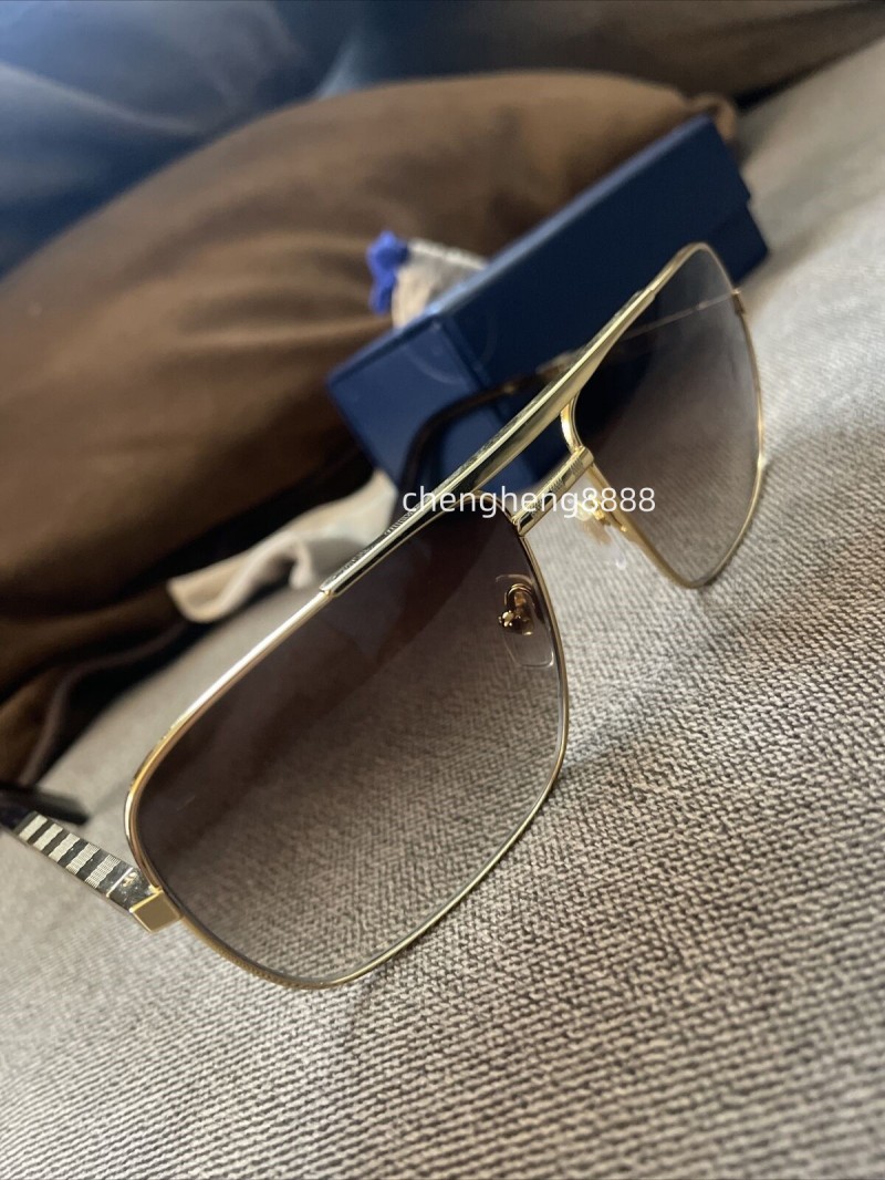 Atteggiamento da sole di alta qualità da sole Designer di moda uomini telaio in oro quadrato in metallo UV 400 occhiali da uomo Glass da sole Uv400 lente unisex con scatola 0259