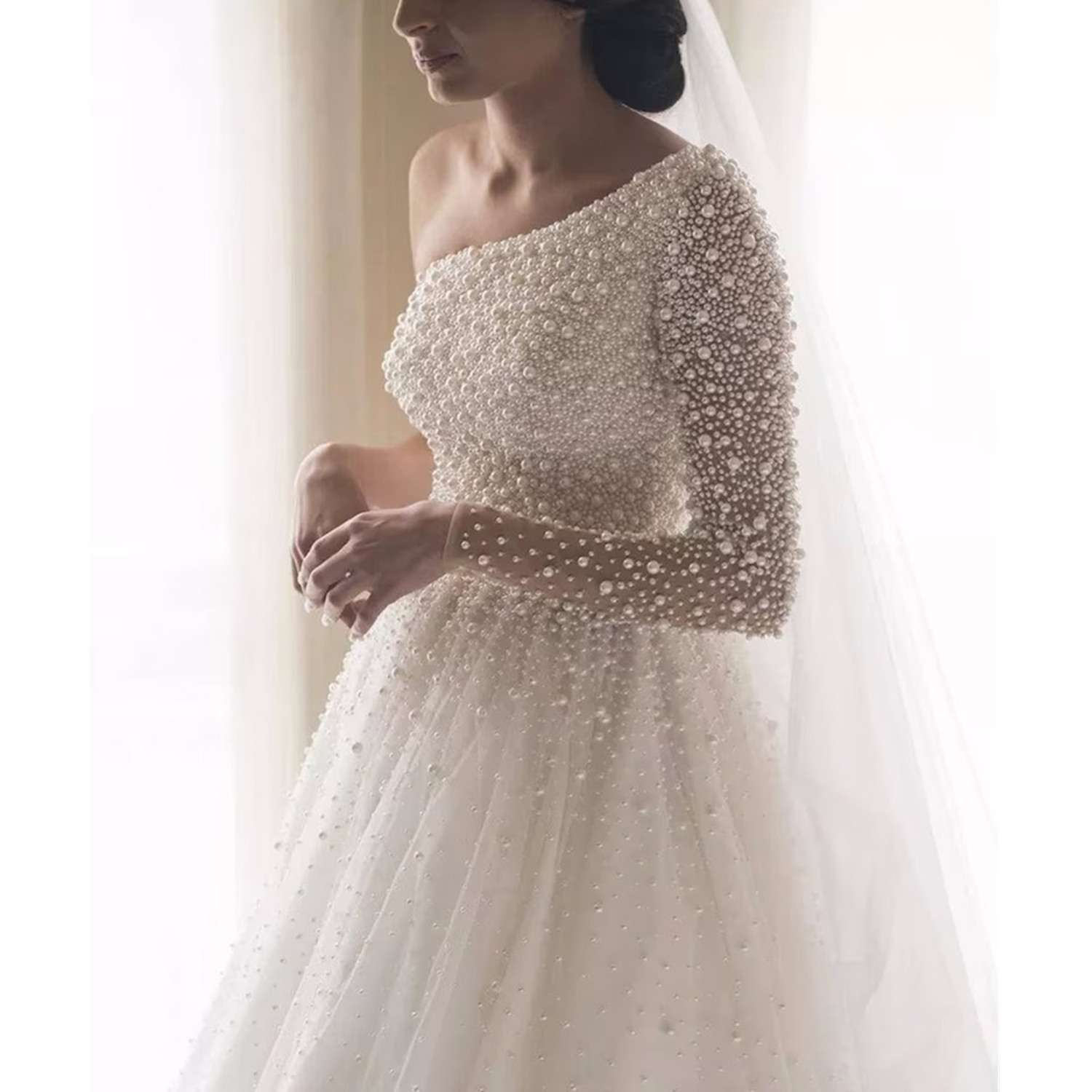 Księżniczka A-line sukienki ślubne jedno ramię z długim rękawem Peating Peals Długość podłogi Tiul Tiul Lace Boho Wedding Suknie plus rozmiar