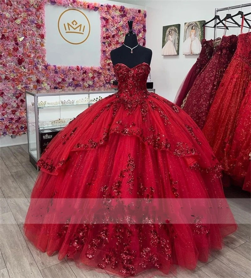 반짝이 붉은 공주 볼 가운 Quinceanera 드레스 2023 두 소매 스팽글 스팽글 스위트 15 16 드레스 코르셋 가운