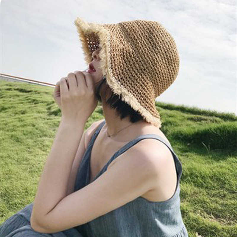 Szerokie brzegowe czapki proste Raffia Tassels Girl Sun Hats szerokie brzegi wirusowe letnie słomkowe czapki dla kobiet plażę panama kopuła kapelusz kubek żeńskie cień g230227