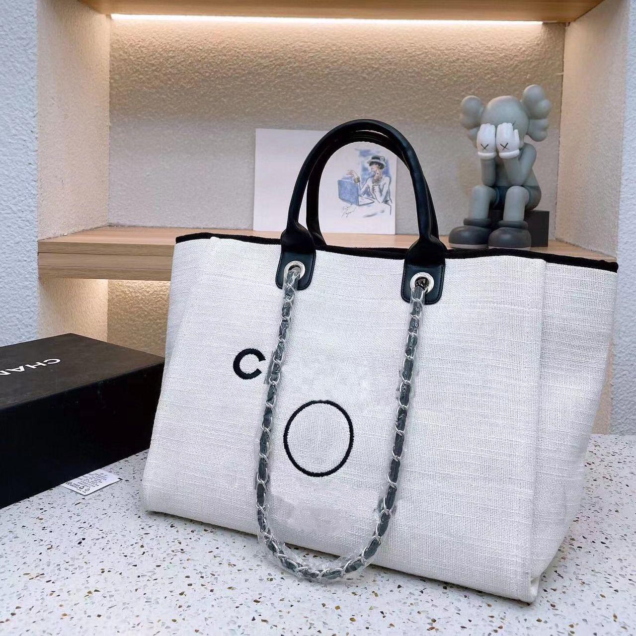 Designer Bag Handbag Summer Beach Handbag C Letter Shoulder Bag Flash Office Bag High Quality Classic Women's Canvas Bag with Button Women's Luxury BagBag