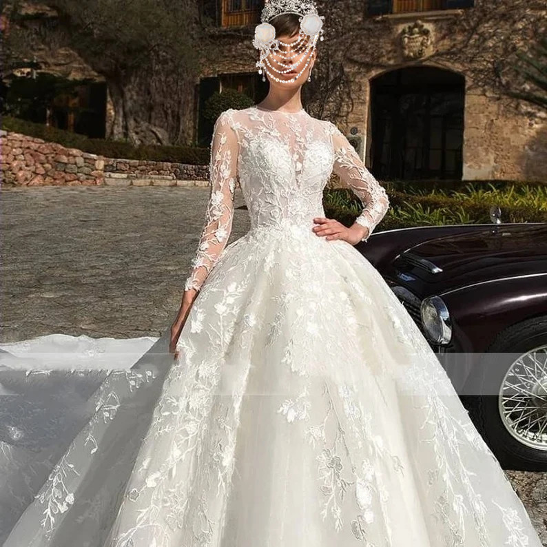 Eleganti abiti da sposa abiti da spalla Appliques O NACK ASSICHE LUNGA UN LUNGA LUNGA LUNGA LUSTURA BRIDAL PLUSE MAGLIA