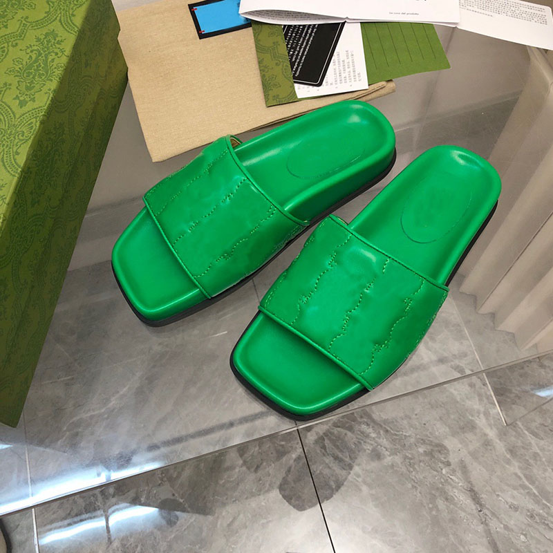 Pantofole sandali piatti firmati da donna lettera di moda Scarpe da donna Infradito da esterno di lusso con fibbia in metallo taglia 35-41 verde Con scatola