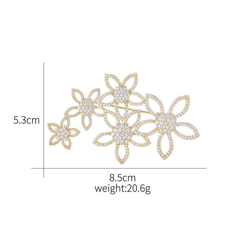 Pins Brooches WEIMANJINGDIAN brand luxury cubic zirconia CZ crystal flower sparkling jewelry chest suitable for women or weddings G230529