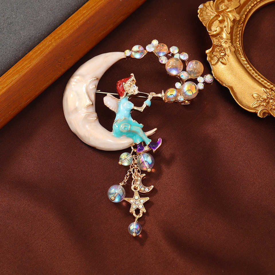 Pins Brooches SHMIK Vintage Little Figure Moon Crystal Enamel Emblem Pin Baroque Palace Women's Party Banquet Dress Accessories Chest Gift G230529