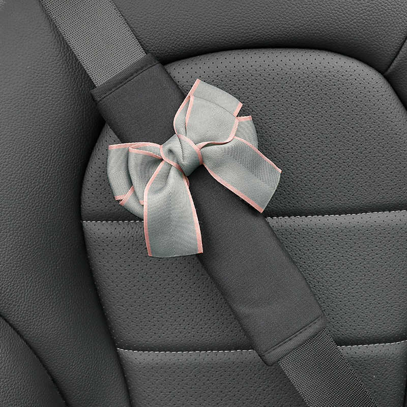 Nieuwe Diamond Bowknot Universal Car Safety Seat Belt Cover Ademend Ijs Zijde Schouderstuk Beschermende Styling Vrouwen Auto Accessoires