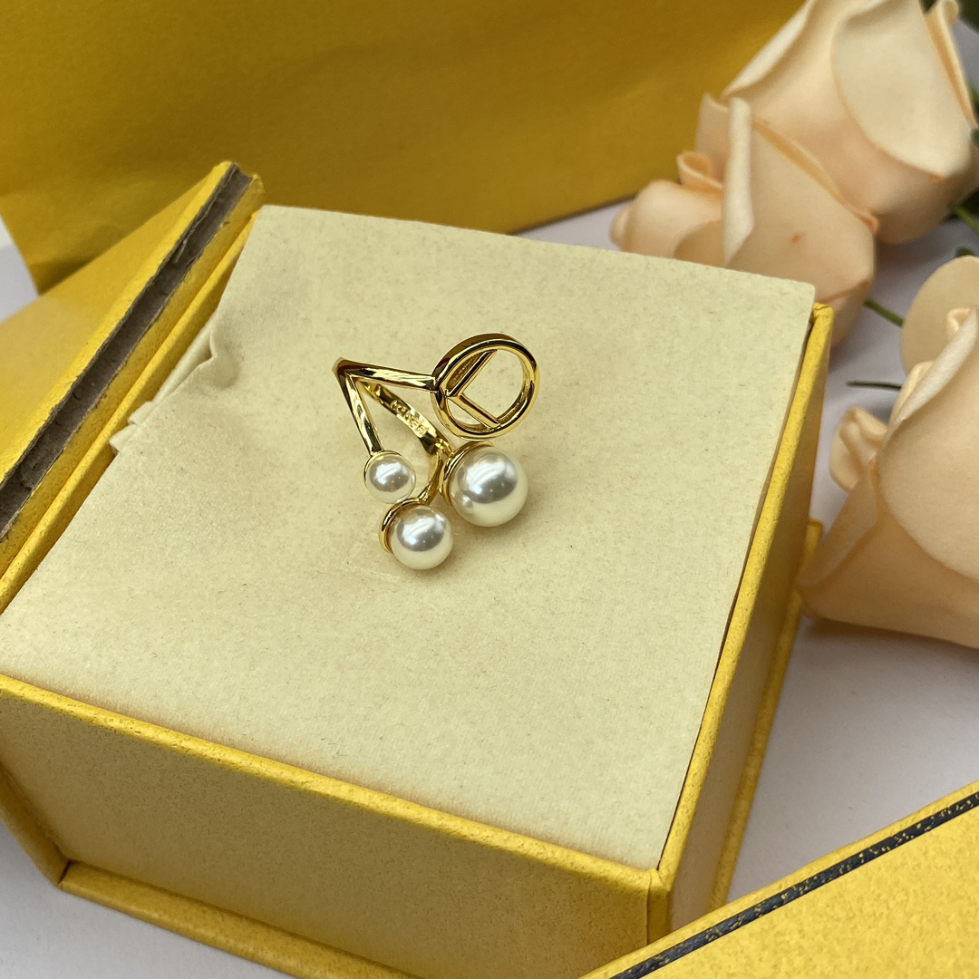 Сделано в Италии дизайнер F Ring Pearl Hollow Gold Gold Letter Love Ring