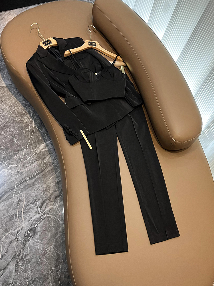 2023 Herbst Weiß / Schwarz Lila Zweiteilige Hosen-Sets Langarm Zweireihige Blazer mit gekerbtem Revers Top Camisole Lange Hosenanzüge Set Dreiteilige AnzügeD3L01