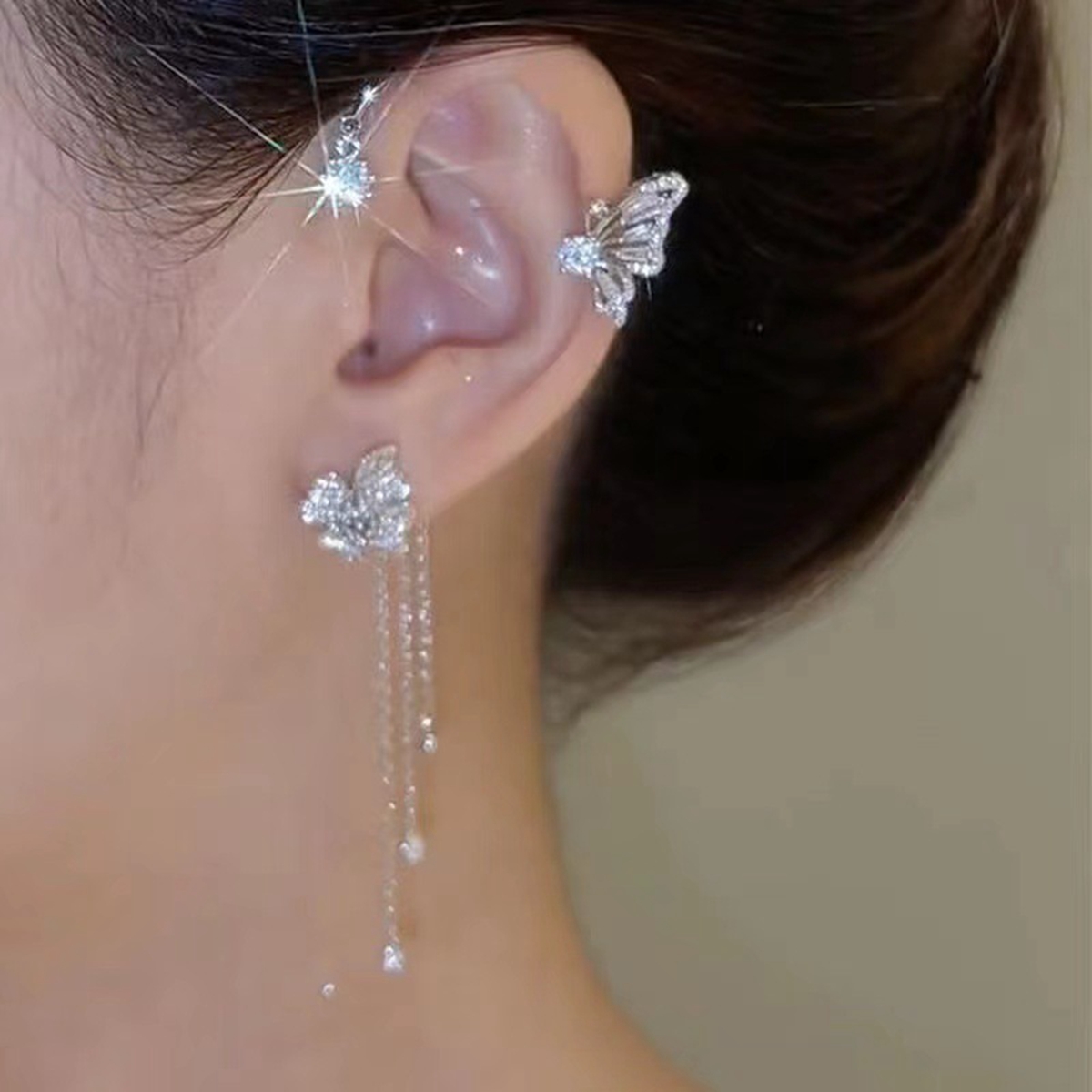 10st Ny minimalistiska fashionabla strassfjärilblommor Lady No Ear Hole Tassel Earhook
