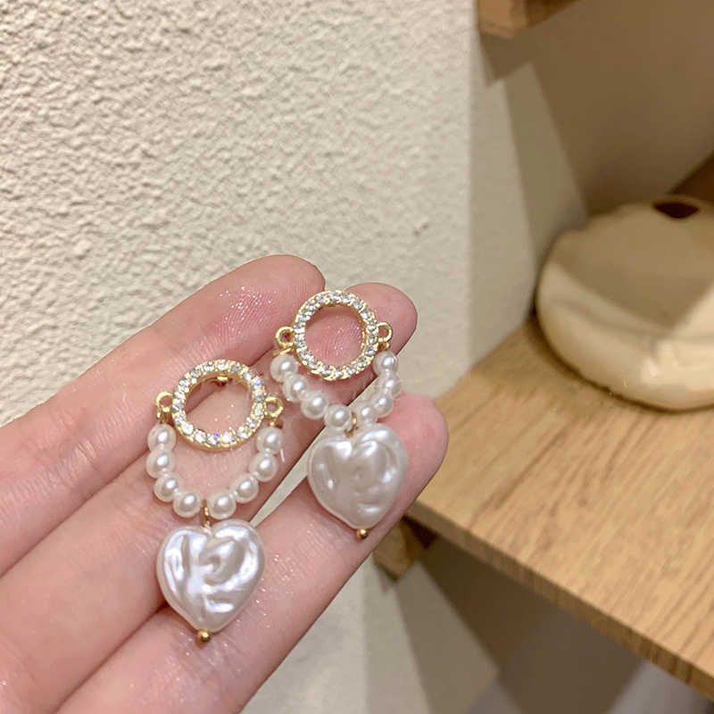 Charm New Exquisito Cute Rabbit Pearl para mujeres en Corea Light Luxury Crystal Zircon Pendientes Fiesta de moda Regalos de joyería de boda G230602