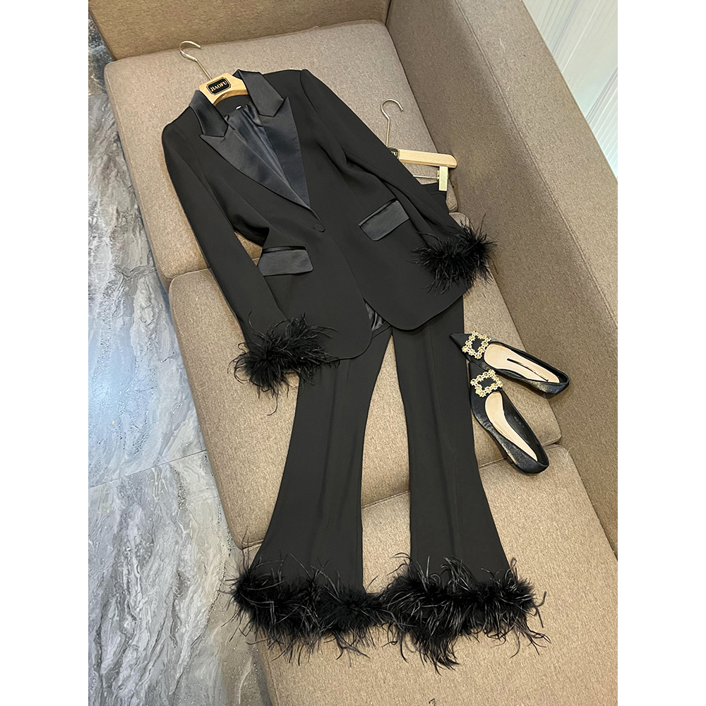 2023 Autumn Black / Pink Feather Two Piece Pants Set White Long Sleeve hacked-Lapel Single-knapp Blazers Top Long Pants Suits Set O3L011401