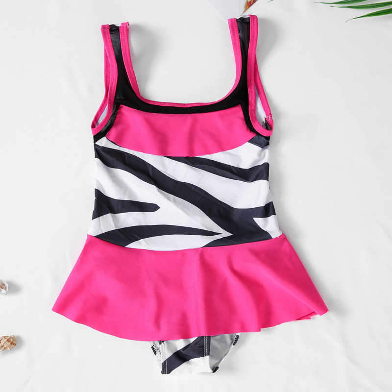 Ventes Finales !! 3-8Y One Piece Summer Beach Clothing Design Maillots de bain pour bébés et filles - sw139 P230602