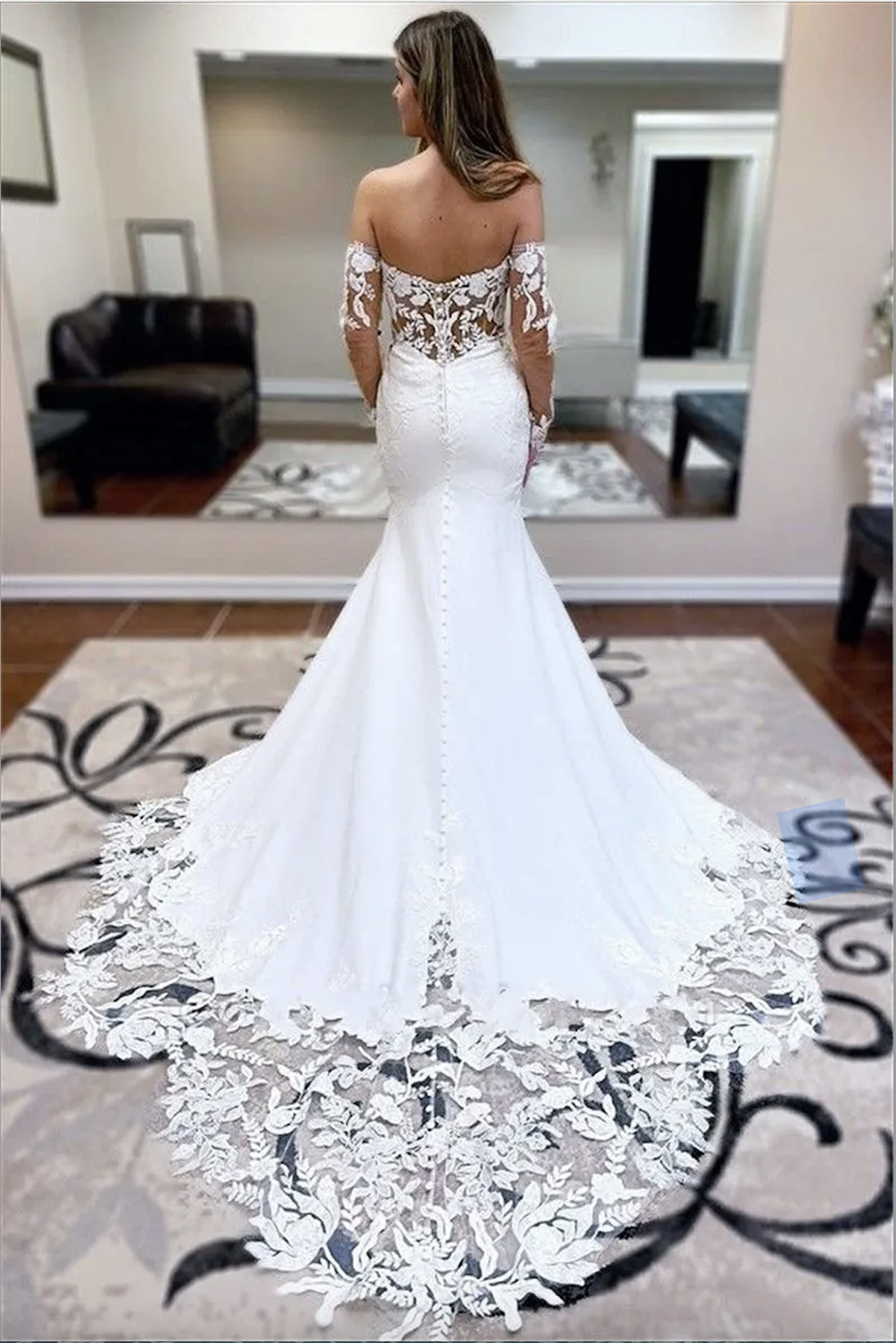 Gorgeous White lace Mermaid wedding Dresses Sexy Backless Sheer Appliques Long Sleeve Sweep Train Bridal Gowns With Button Covered Back