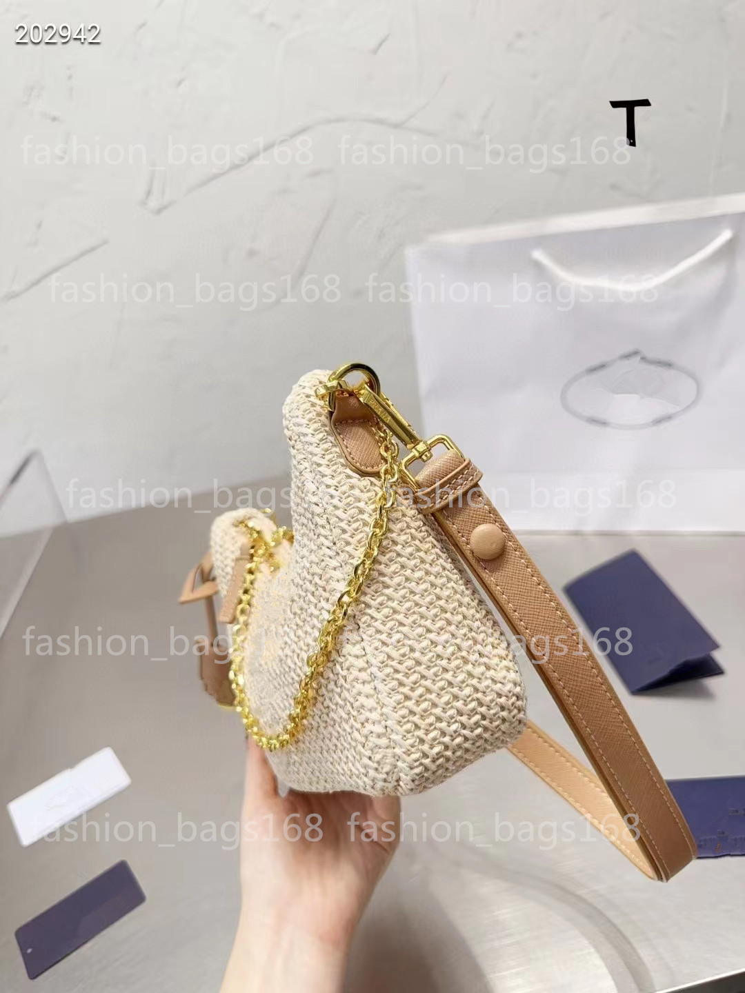 Kadın Straw Bagsdesigner Crossbody Naylon Omuz Çantaları Hobos Çanta Zinciri Çantalar Tasarımcı Crossbody Bagetler Lady Küçük Toox