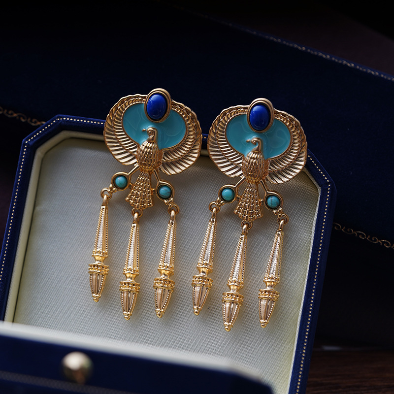 Medieval Style Retro ear studs female elegant personality palace style earrings elegant temperament vintage earrings E371