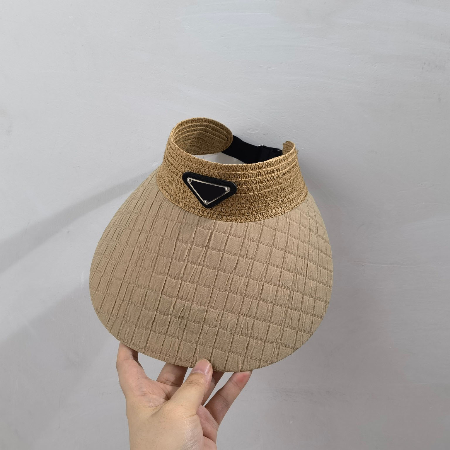 Luxuriöse Designer-Ballkappe für Damen, Sommer, Urlaub, Reisen, Dating-Hut, Sonnenschutz, atmungsaktiv, Dreieck-Buchstabendruck, 3 Farben, Casquette