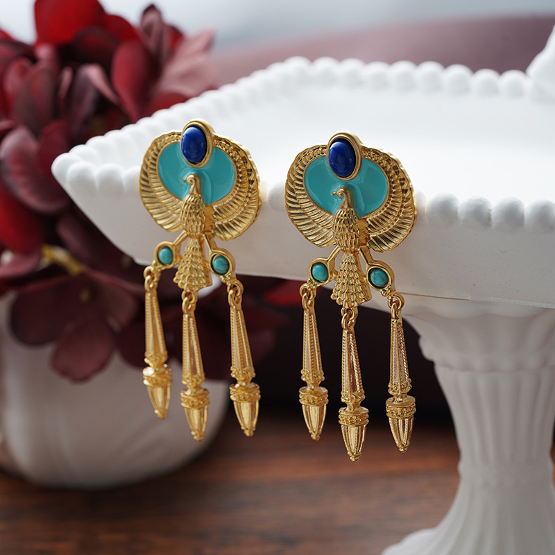 Medieval Earrings Women Vintage Retro Gold Egyptian Eagle Earrings Personalized Palace Style Tassel Earrings E372