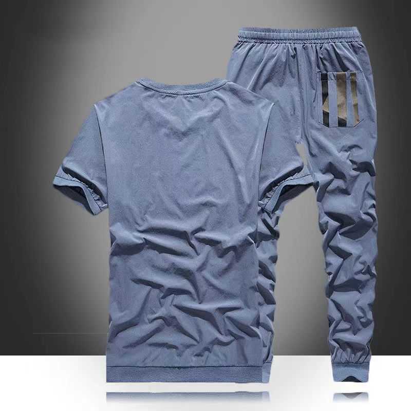 Tracksuits New Silk Set Summer Fashion Märke Kort ärm T-shirt Loose Pants Casual Sports Wear Men's P230605