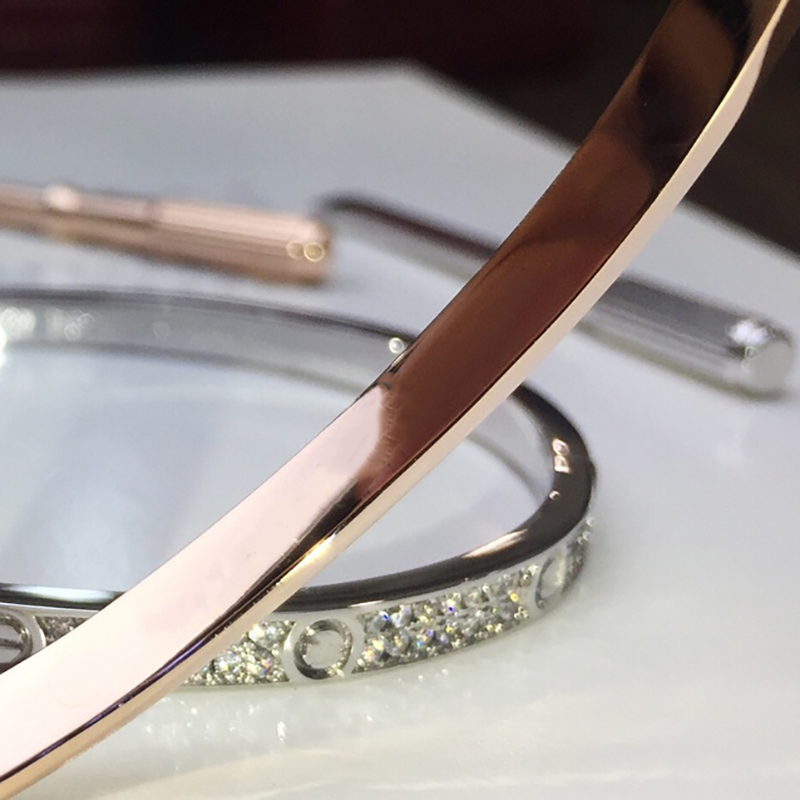 Bracelet de créateur de mode pour femmes hommes 18 km couple en or bracelet en acier inoxydable à double rang
