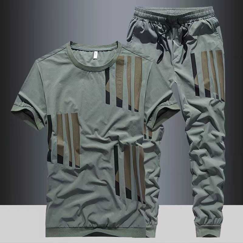 Trainingsanzüge Neue Seide Set Sommer Mode Marke Kurzarm T-shirt Lose Hosen Casual Sport Tragen männer P230605