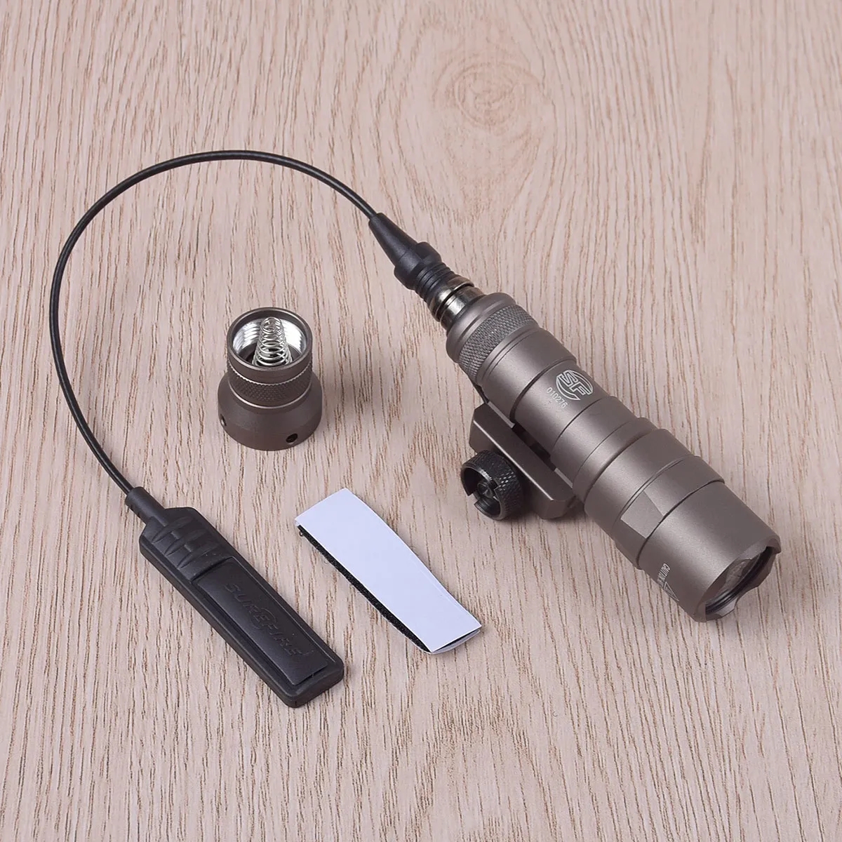 Tactical M300B M300 Scout Light HK416 AK47 Rifle Surefir Flashlight LED Hunting Torch Momentary Pressure Pad Switch-Black