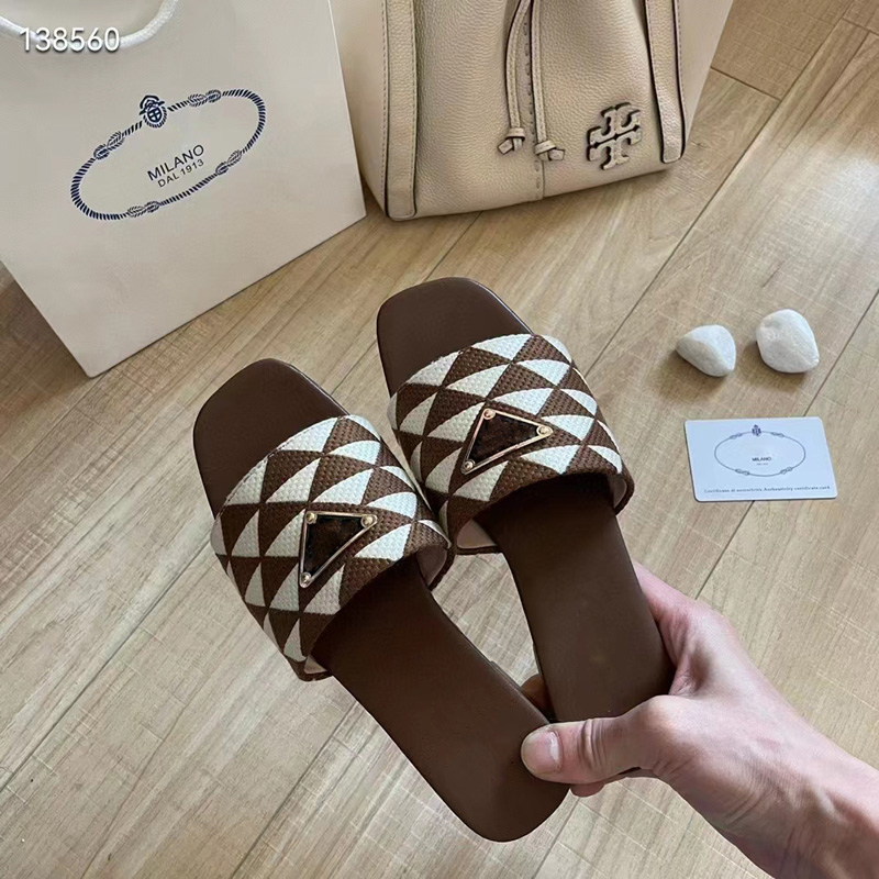 Mode Strand Frauen Hausschuhe Sandalen Dreieck Weben Slides Dusche Zimmer Slip Flats Sliders Italien Vintage Gummi Einfache Designer Casual Neuheit Slipper Box EU 35-42