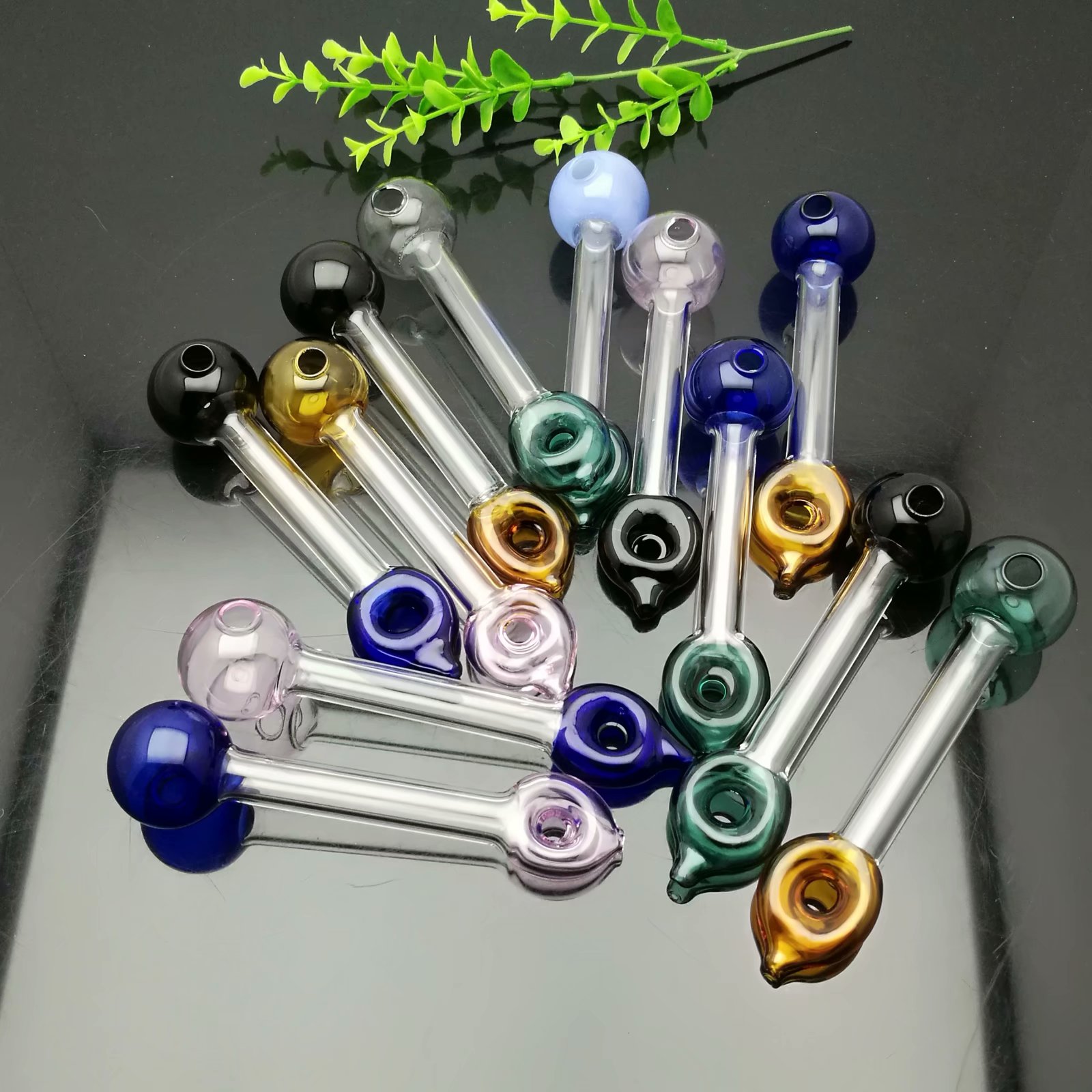 Rökande rör Bongs Tillverkar handblåsta vattenpipa färgglada cirkel Stor färgad bubbla glas rökpanna