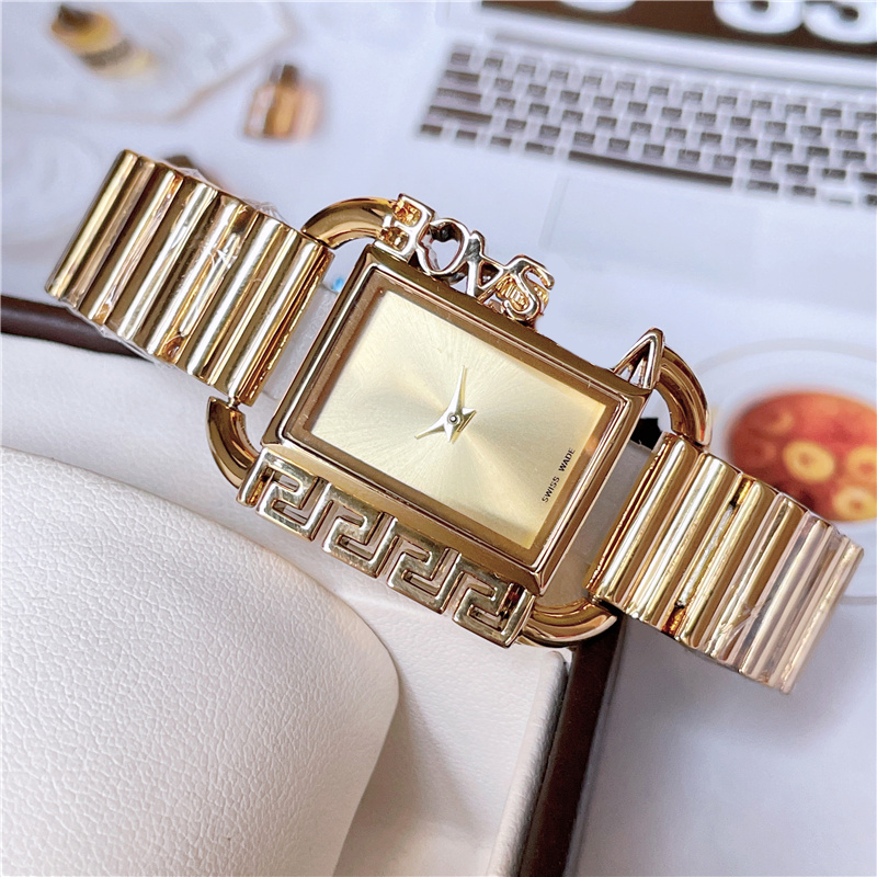 Moda pełna marka zegarek na nadgarstek Women Ladies Head Style z logo stalowym metalowym zespołem kwarcowym Clock Ve 66