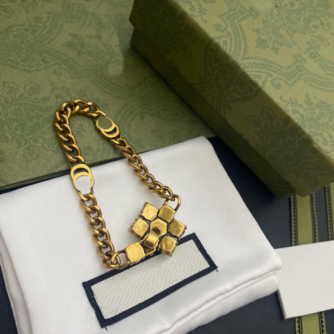 Bracciali da donna Bragle Designer Letter Gioielli Fuce in vetro 18K oro oro a rame da donna a pezzi di cuffia la cuffia matrimoni Regali matrimoni Acces244p