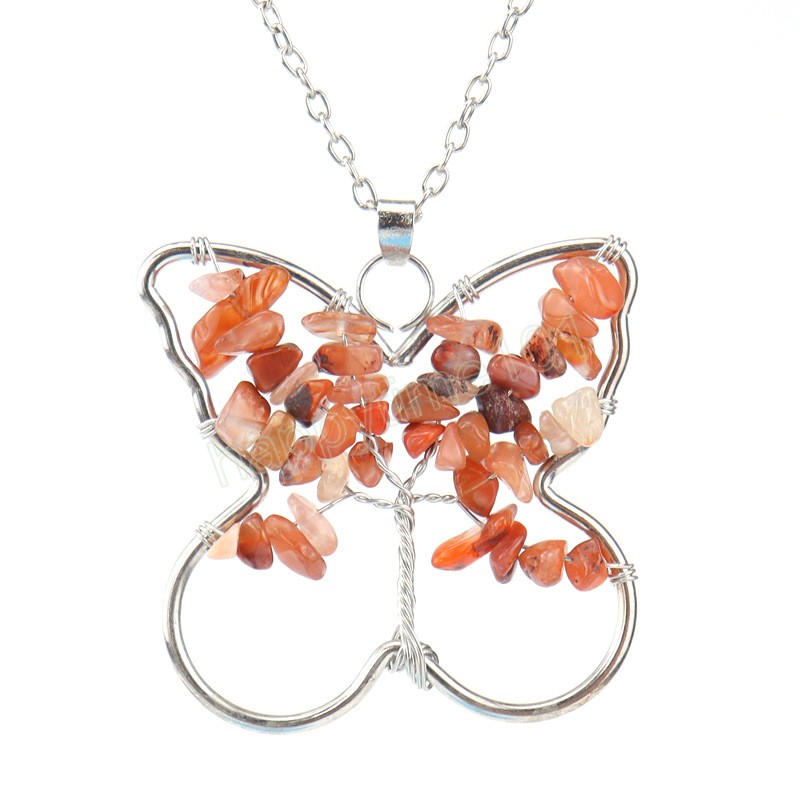 Bohême naturel pierre concassée arbre de vie papillon pendentif collier pour femmes fait à la main fil enroulé collier en pierre naturelle