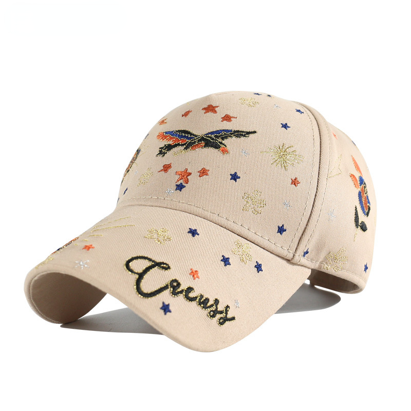 Casual Ball Caps Durable Fashional and Breathable Curved-brim Hat with Three Dimensional Embroidery