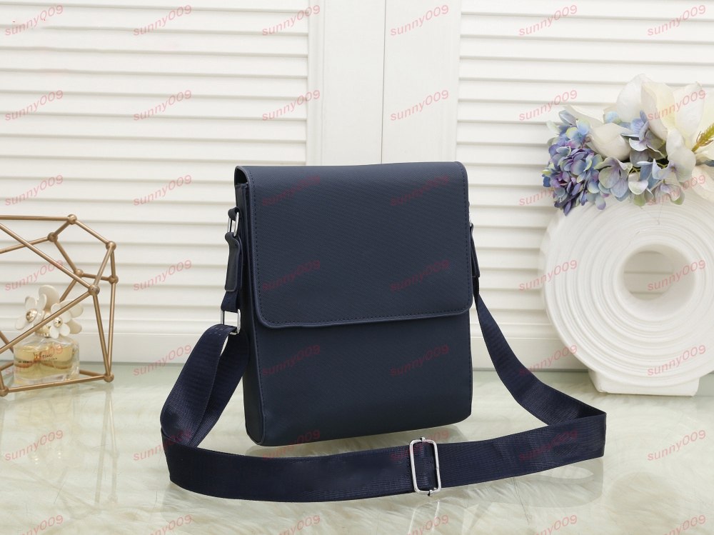 Large Capacity Retro One Shoulder Bag Crossbody Bag Luxury Official Bag Postman Back Pack Trend Designer Computer Bags File Package