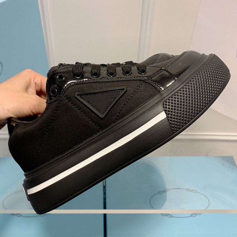2024 Designer shoes Sneakers Gabardine Nylon Casual Shoes Brand Wheel Trainers Luxury Canvas Women Sneake Fashion Platform Solid Heighten Shoe outdoor shoes