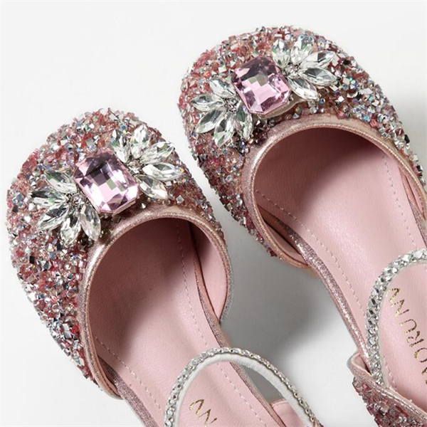 2023 primavera e verão novas meninas sapatos de princesa com strass sapatos de couro pequenos para crianças meninas bebê sola macia Baotou sandálias