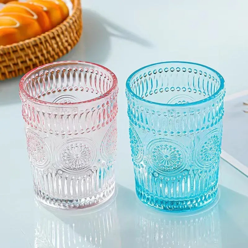 ビンテージ飲料メガネロマンチックな水眼鏡はジュース飲料用のロマンチックなグラスタンブラーエンボス加工ビールカクテル