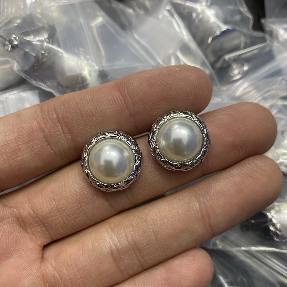 Pendientes de cadena con borlas irregulares de cristal blanco nuevo, estilo femenino, chapado en oro blanco liso, pendientes, joyería de lujo E3023