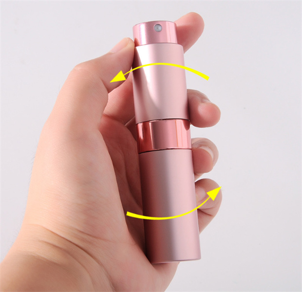 Alta qualidade 2023 novo frasco de spray rotativo portátil 8ml frasco de spray de alumínio anodizado frasco de perfume de vidro vazio maquiagem frasco de tubo de perfume JL3489