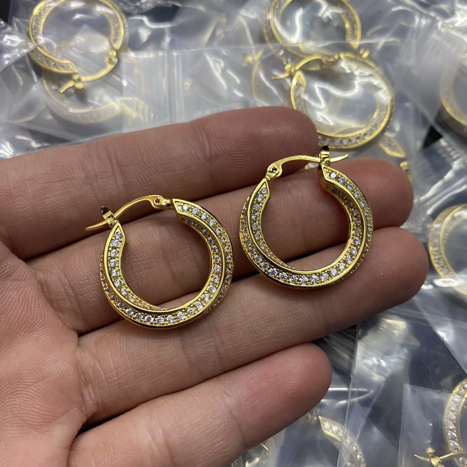 Nya Gold Hoops örhängen diamanter Feminin stil slät vita guldpläterade öronstänger lyxiga smycken E3029