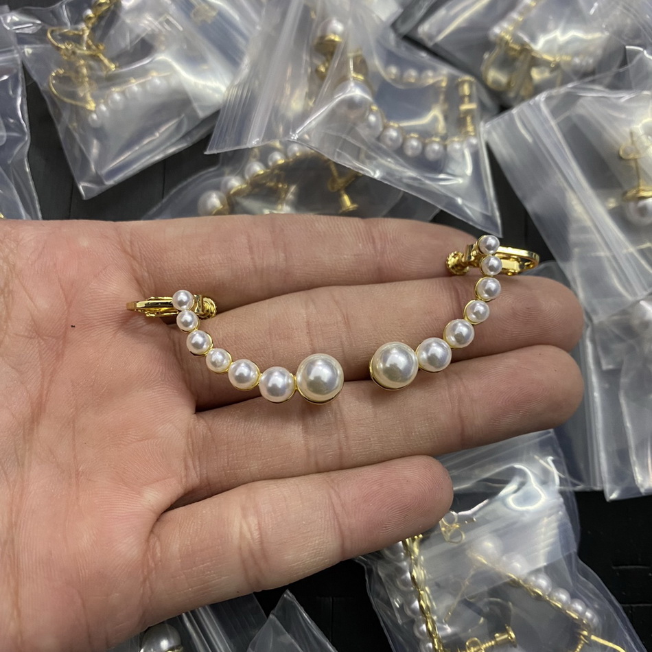 Nya Gold Hoops örhängen diamanter Feminin stil slät vita guldpläterade öronstänger lyxiga smycken E3029
