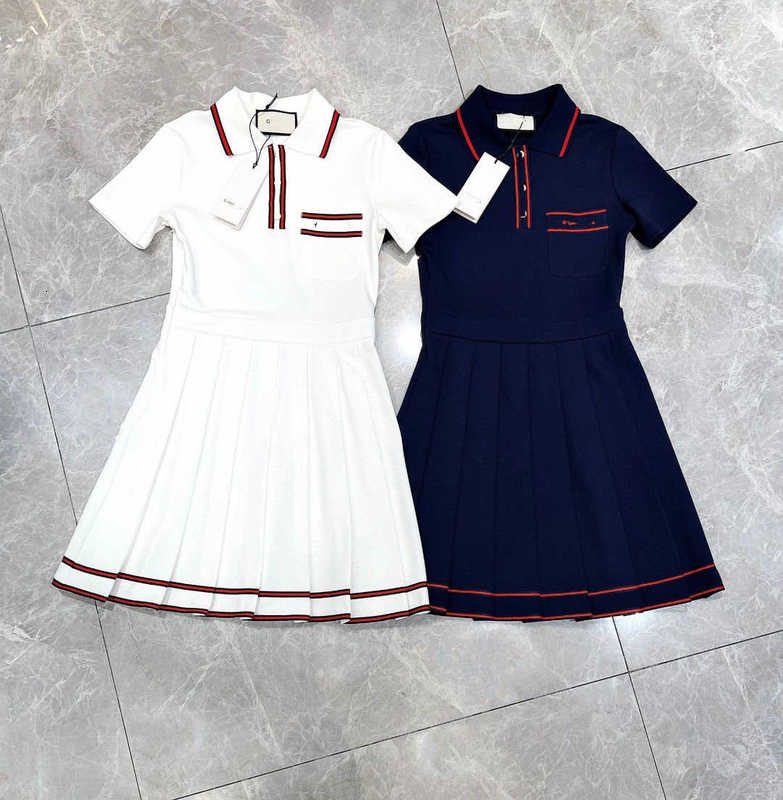 Designer de vestidos casuais básicos 23 verão novo estilo de academia simples e moderno vestido polo feminino britânico de idade reduzida BVE6