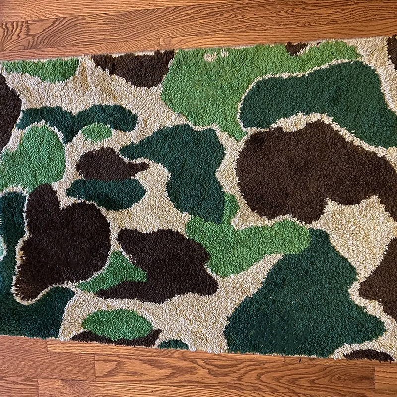 ホーム家具アートカーペットFW21 ABC 1st Camo Classic Area Rug Handmade Acrylic Aesthetic Parlor Bedroom Playmeast Trending Floor Mat Supplier