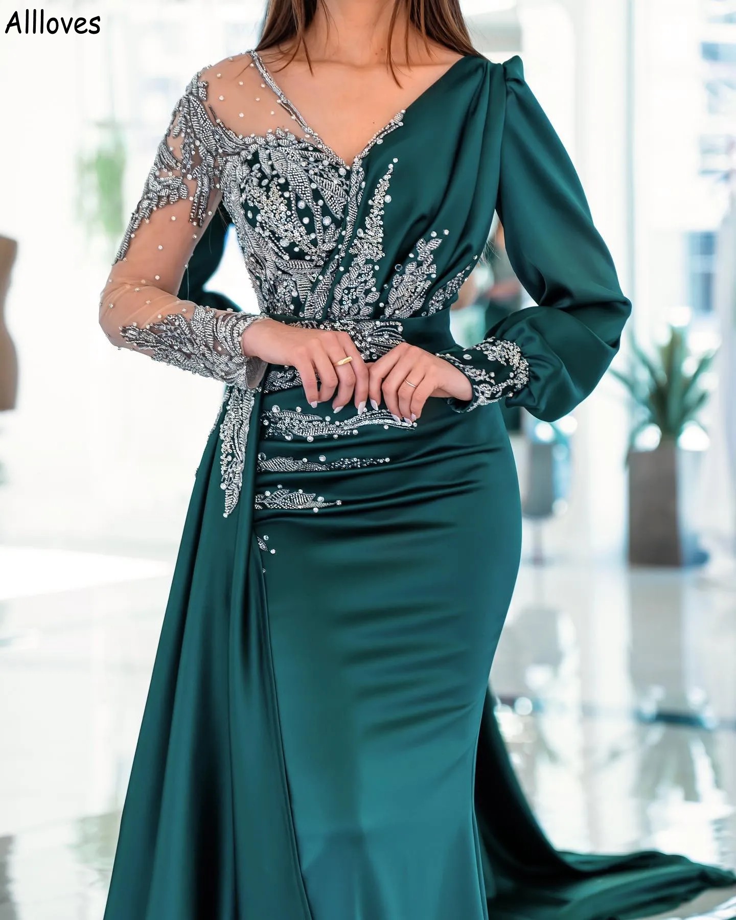 Kaftan Morrocan Dubai Arabic Prom Dresses With Detachable Train Long Sleeves Ruched V Neck Satin Beaded Sparkle Rhinestones Mermaid Formal Evening Gowns CL2413