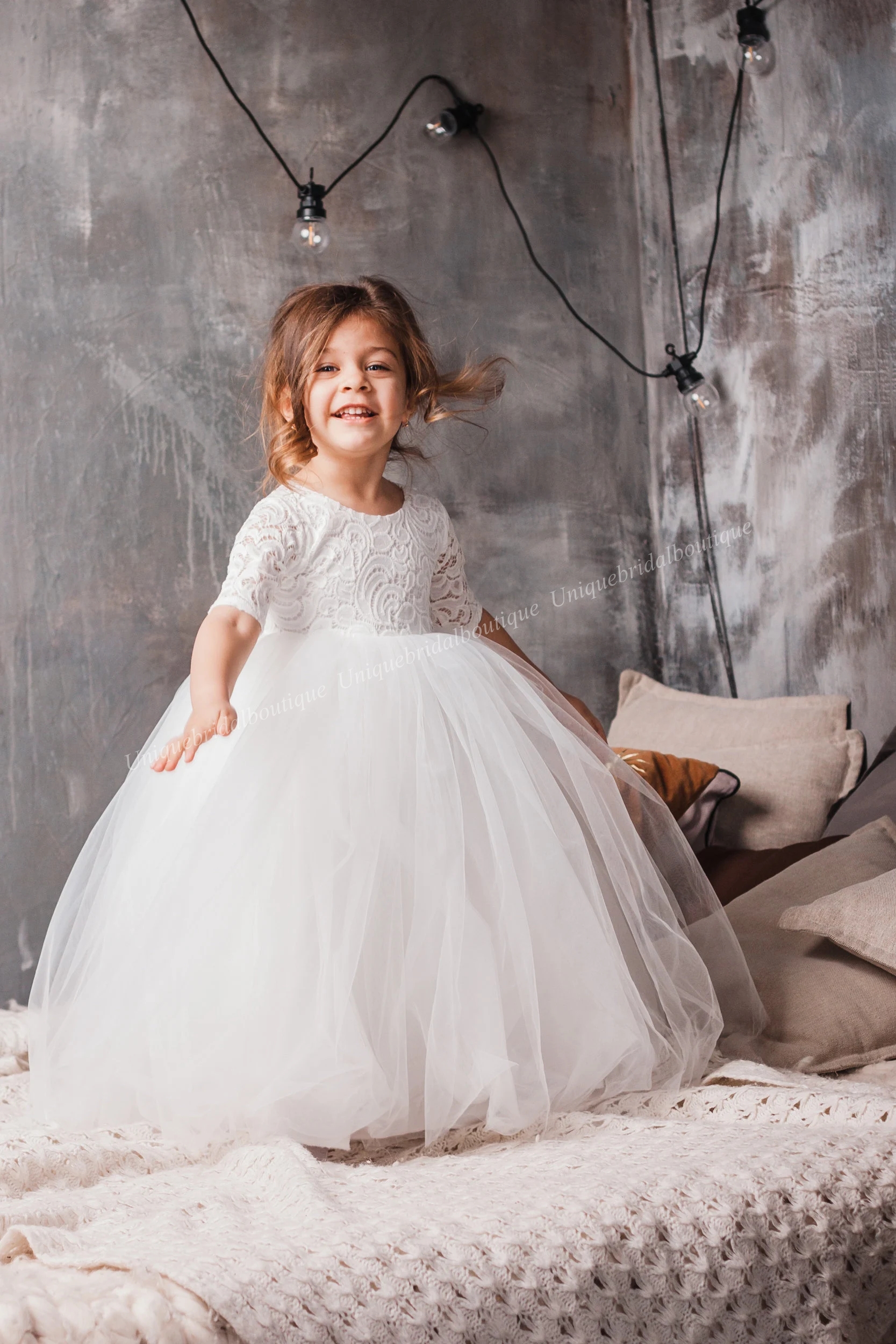 Dentelle Fleur Fille Robe Tutu Blanc Tulle Ballgown Robe De Première Communion Petit Enfant Infant Toddler Baptême Baptême Junior Demoiselle D'honneur Invité De Mariage Longueur Cheville