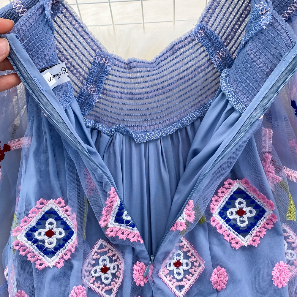 2023 Casual Dresses Summer Designer Mesh Flower Embroidery Dress Women Short Bat Sleeve Vintage Geometric Black Blue Tulles Evening Party Vestidos