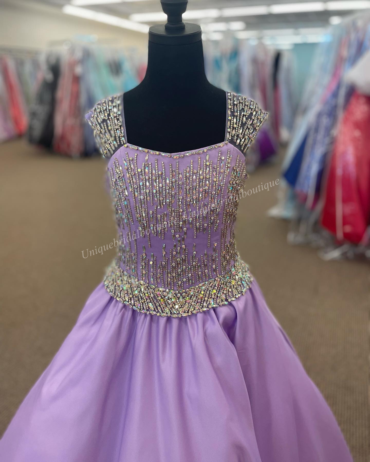 Major Beading Girl Pageant Dress 2024 Crystals Lavender Satin Little Kid Födelsedag Formell festklänning Spädbarn Toddler Teens Preteen Tiny Young Junior Miss Ritzee