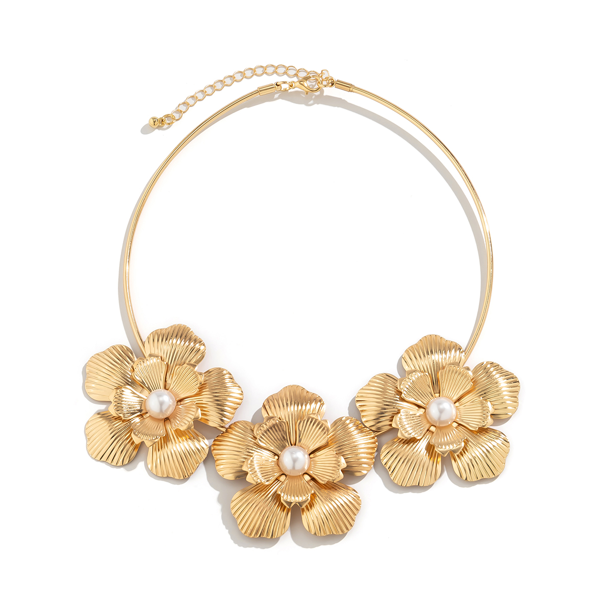 Goud Kleur Drie Bloemen Chokers Ketting voor Vrouwen Trendy Petal Charm Sieraden Kraag Hals Ketting Bruiloft Meisjes Nieuw