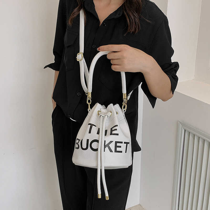 Kadınlar için Drawstring Buck Çantası Yeni omuz çantası lüks çanta ve el çantası tasarımcı crossbody çanta yüksek çantası% 75 ucuz outlet toptan vqsp